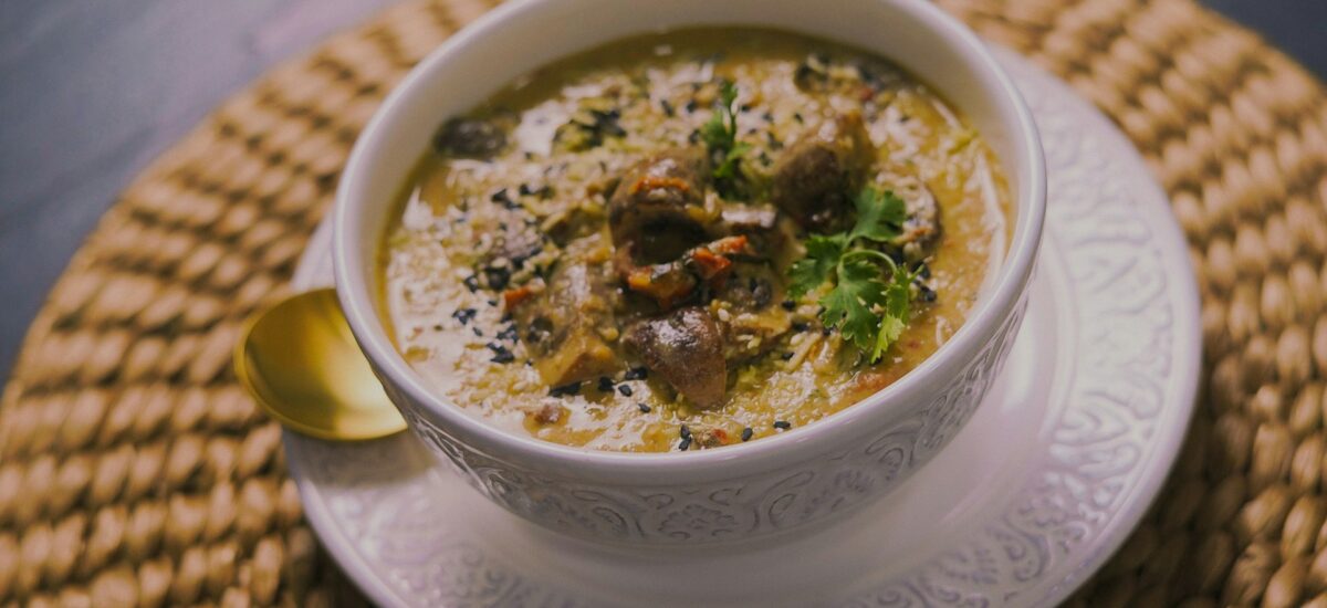 Cozy Mushroom & Lentil Soup
