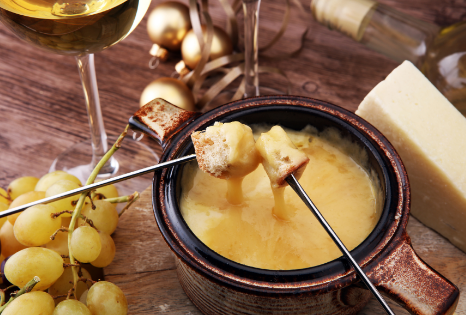 10 fun fondue recipes you should make now!